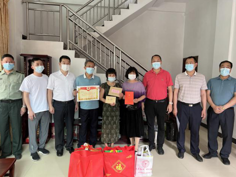 立功喜报送到家！增江街8名官兵立功受奖