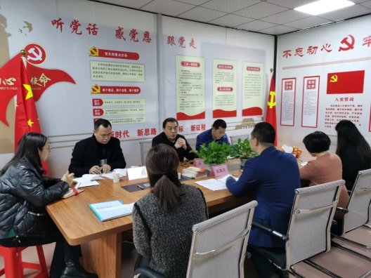 增城区退役军人事务局局长钟华一行莅临荔乡客社会工作服务中心调