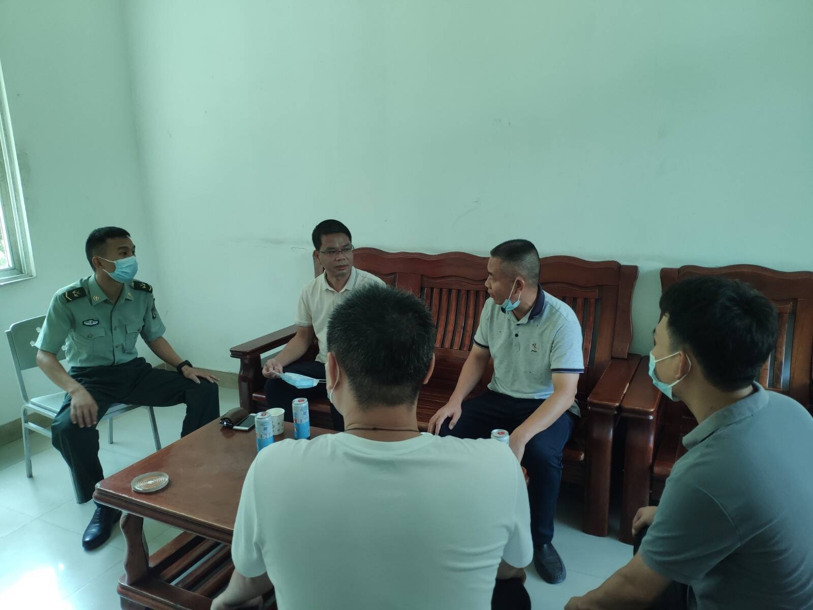 1659668517671340.jpg 165966830375.jpg